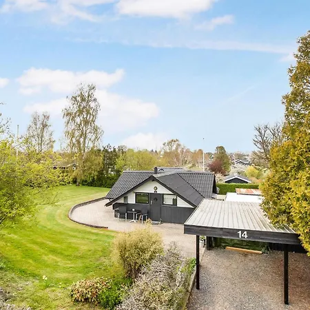 Awesome In With Wifi Holiday home