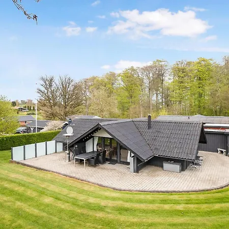 Holiday home Awesome In With Wifi